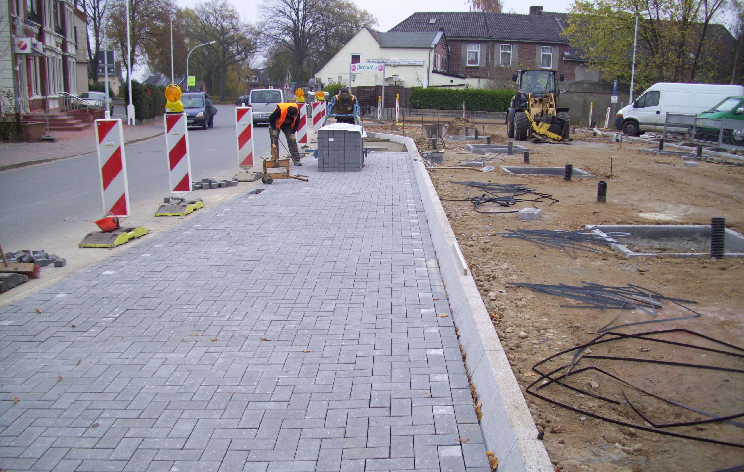 Mehr über den Artikel erfahren Pflasterarbeiten